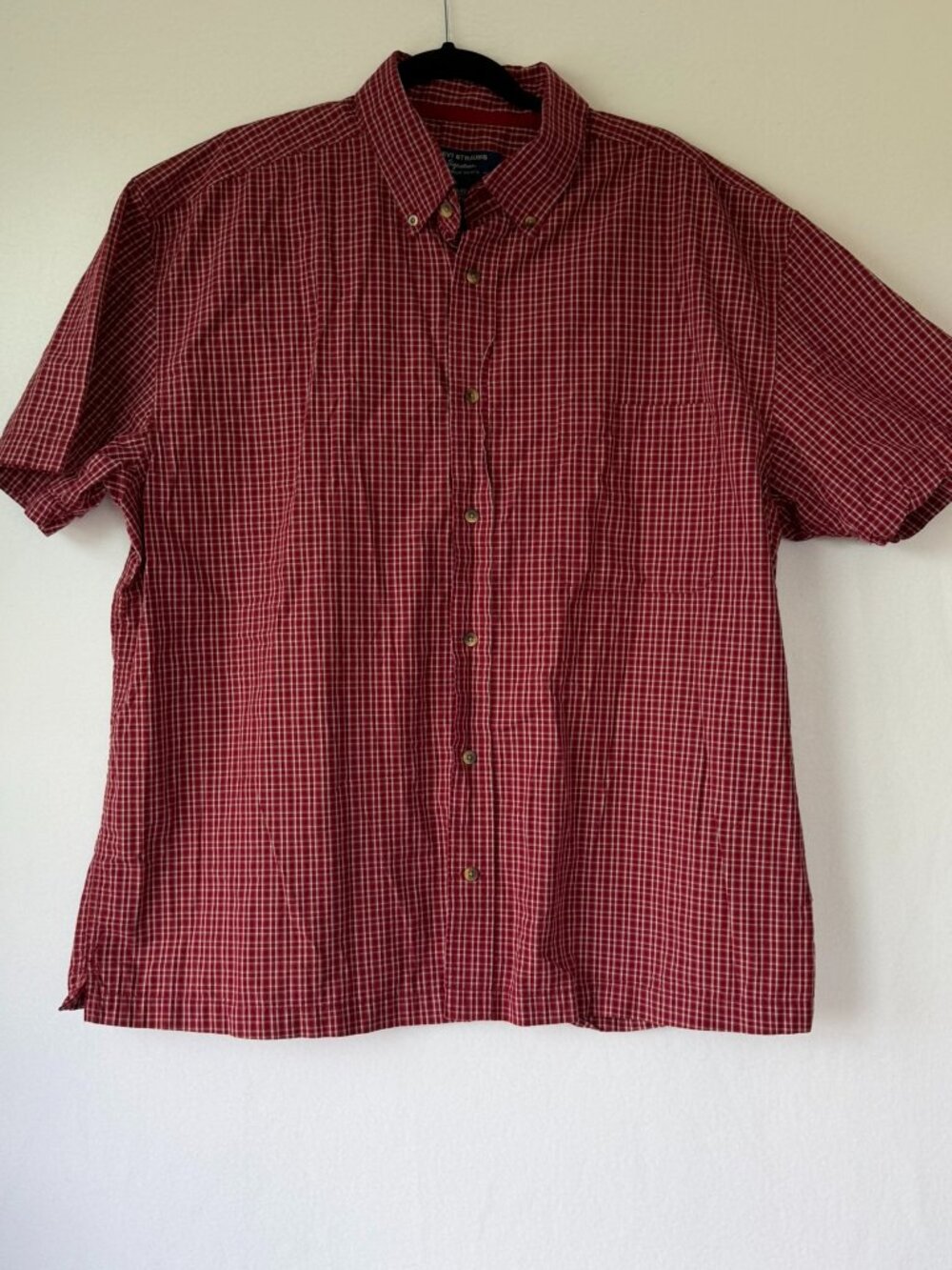 Levi Strauss Red Check Short Sleeve Button‑Up Men’s XL